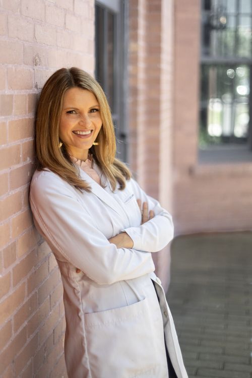 Dr. Lauren Moorhead