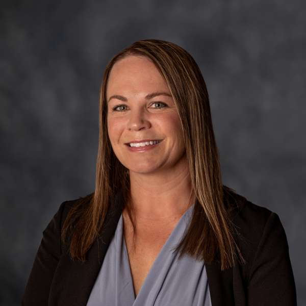 Dr. Cara Leppellere